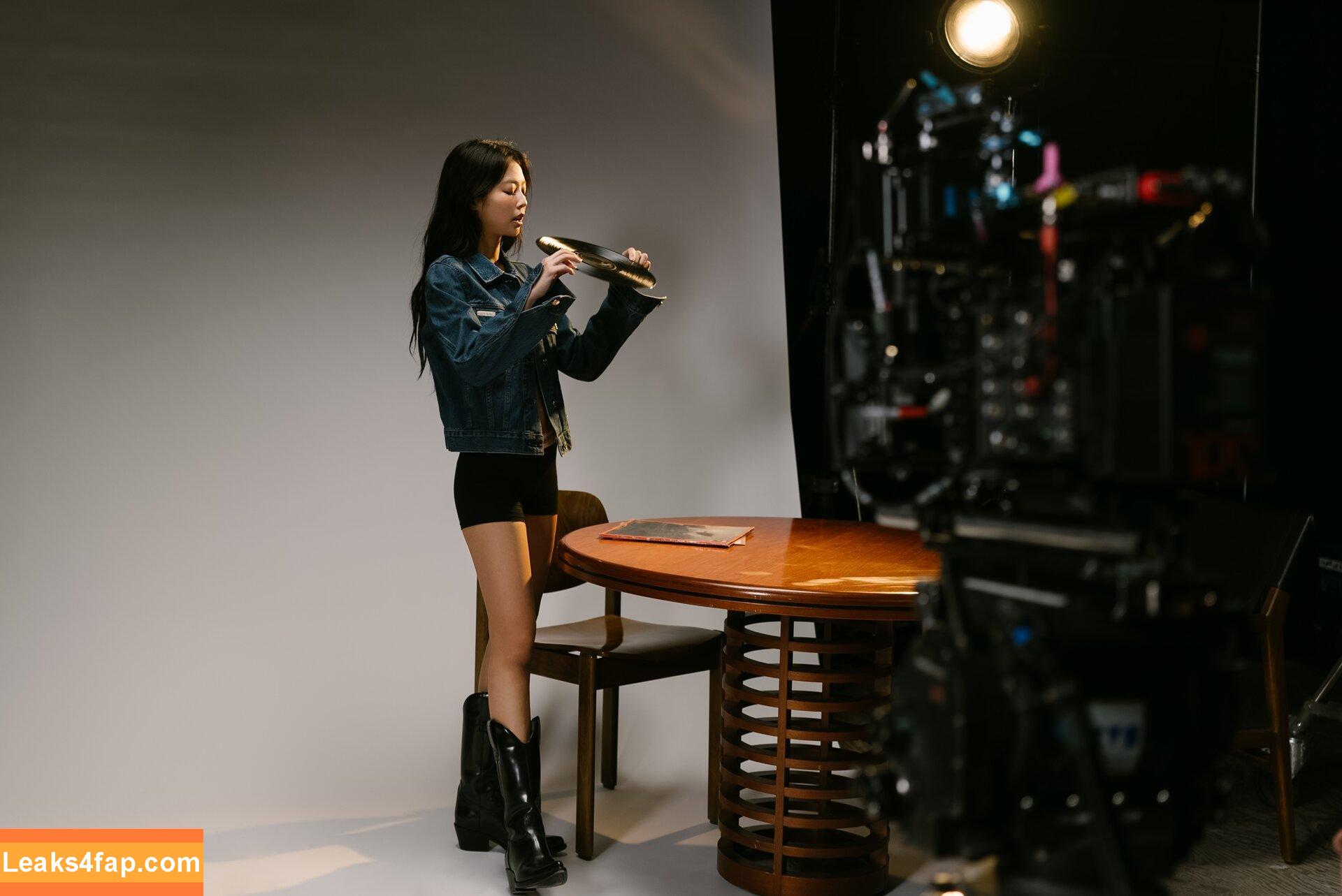 WomenK-pop /  слитое фото фото #1326