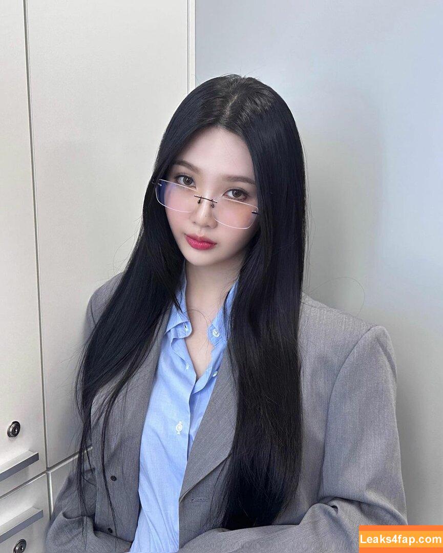 WomenK-pop /  слитое фото фото #1561