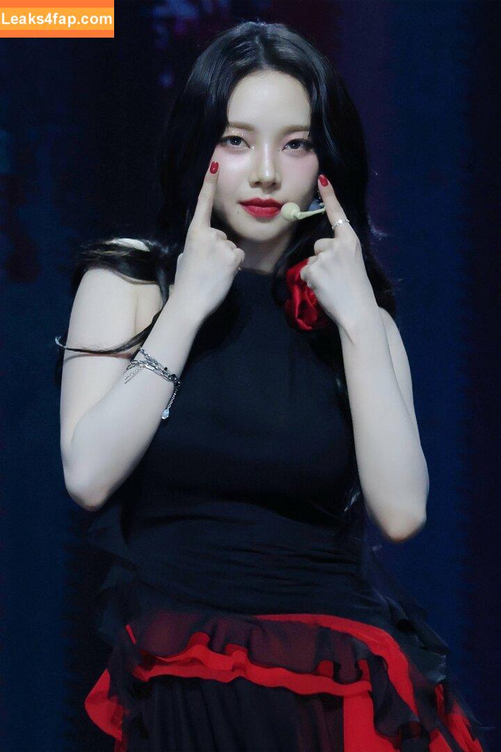 WomenK-pop /  слитое фото фото #1645