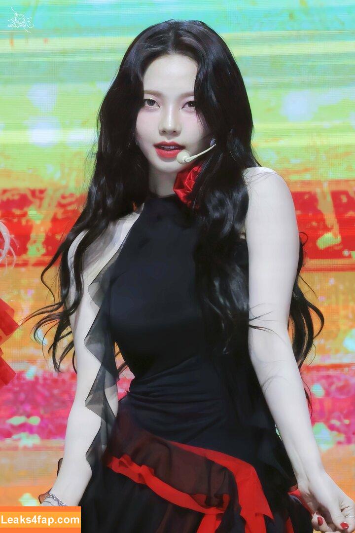 WomenK-pop /  слитое фото фото #1655