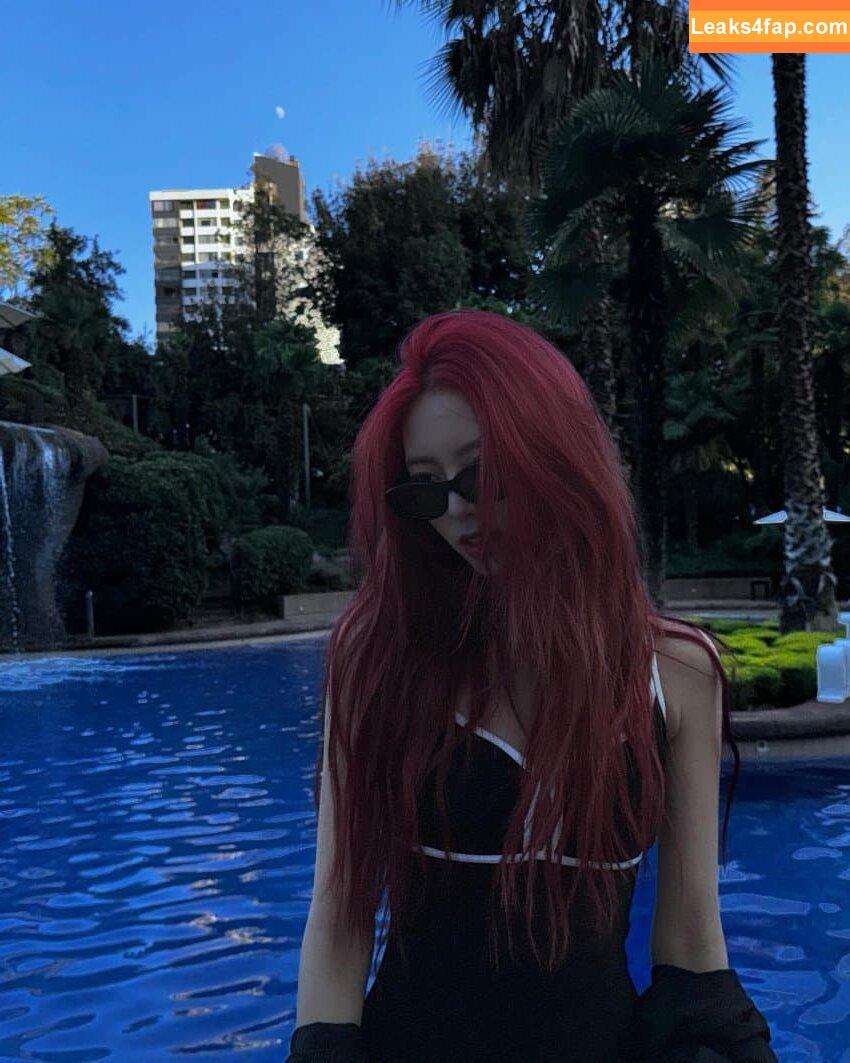 WomenK-pop /  слитое фото фото #1901