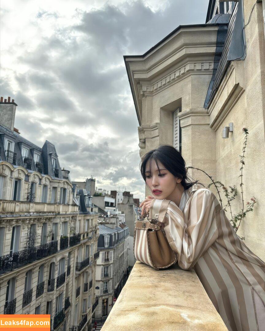 WomenK-pop /  слитое фото фото #1932