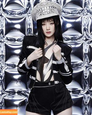 WomenK-pop фото #1025