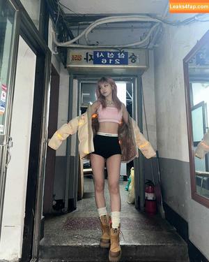 WomenK-pop фото #1083