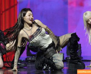 WomenK-pop фото #1670