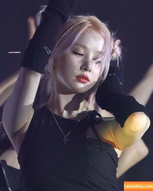 WomenK-pop фото #1696