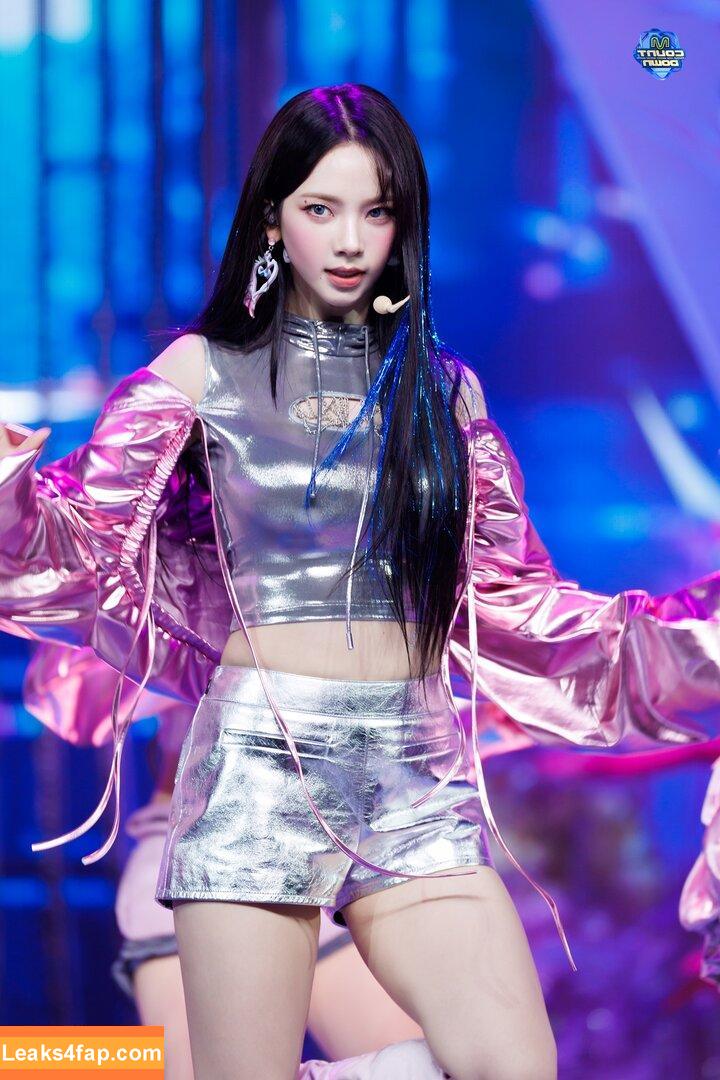 WomenK-pop /  leaked photo photo #2230