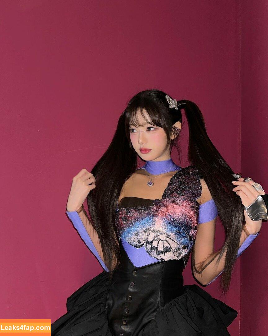 WomenK-pop /  leaked photo photo #2266