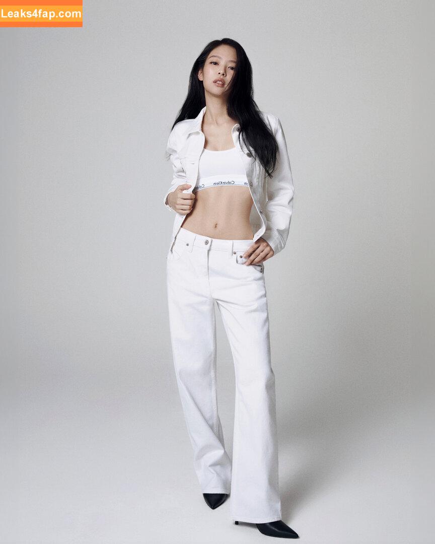 WomenK-pop /  leaked photo photo #2270