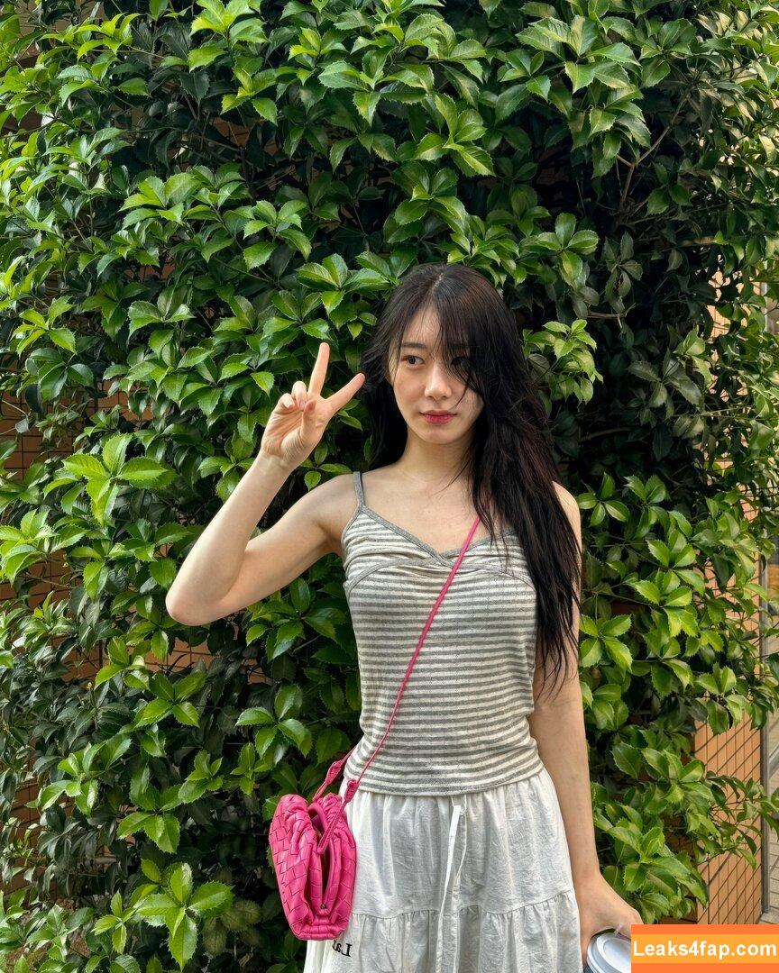 WomenK-pop /  leaked photo photo #2275