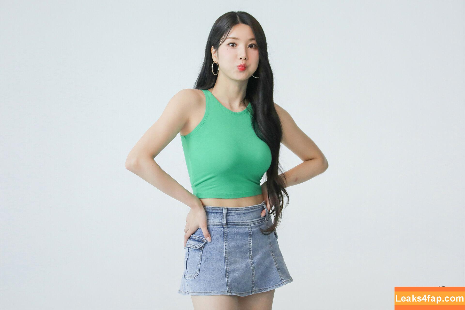 WomenK-pop /  leaked photo photo #2333