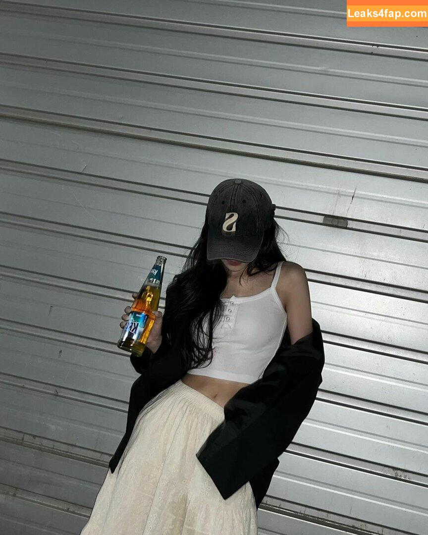 WomenK-pop /  leaked photo photo #2348