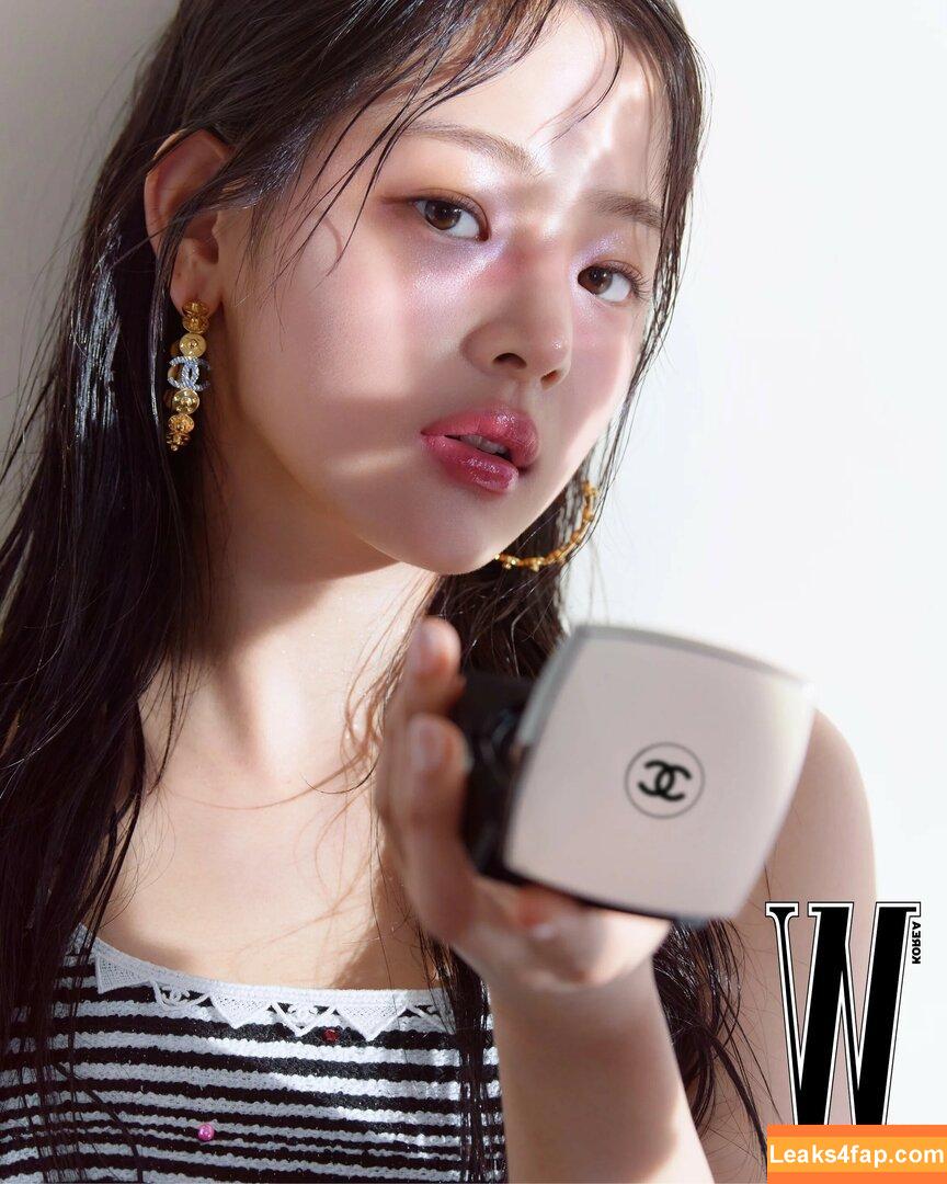 WomenK-pop /  leaked photo photo #2416