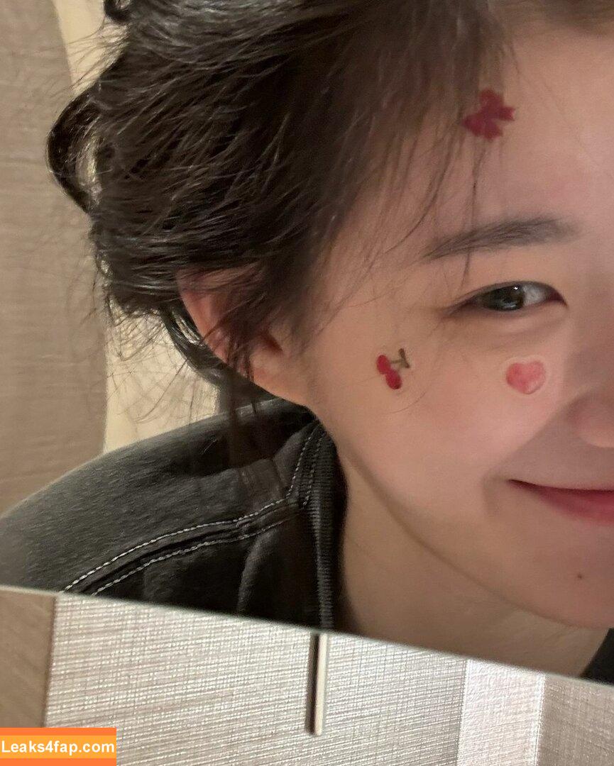 WomenK-pop /  leaked photo photo #2445