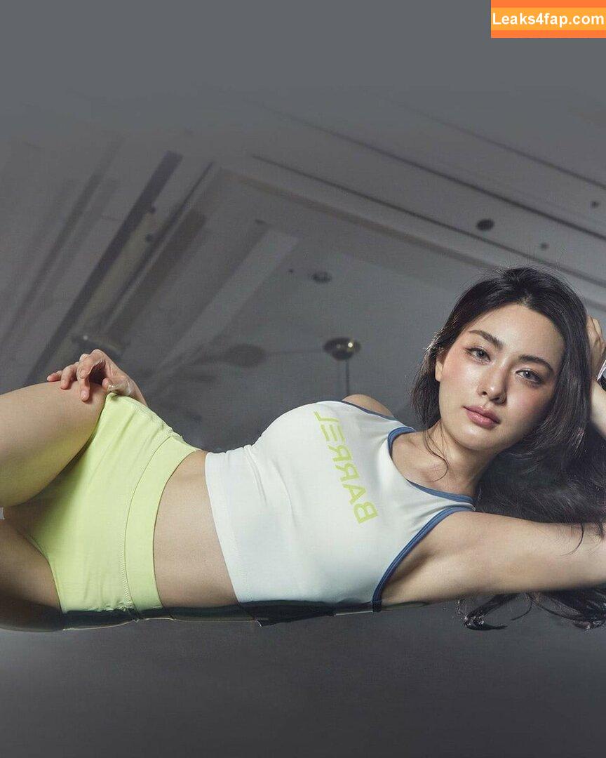 WomenK-pop /  leaked photo photo #2470