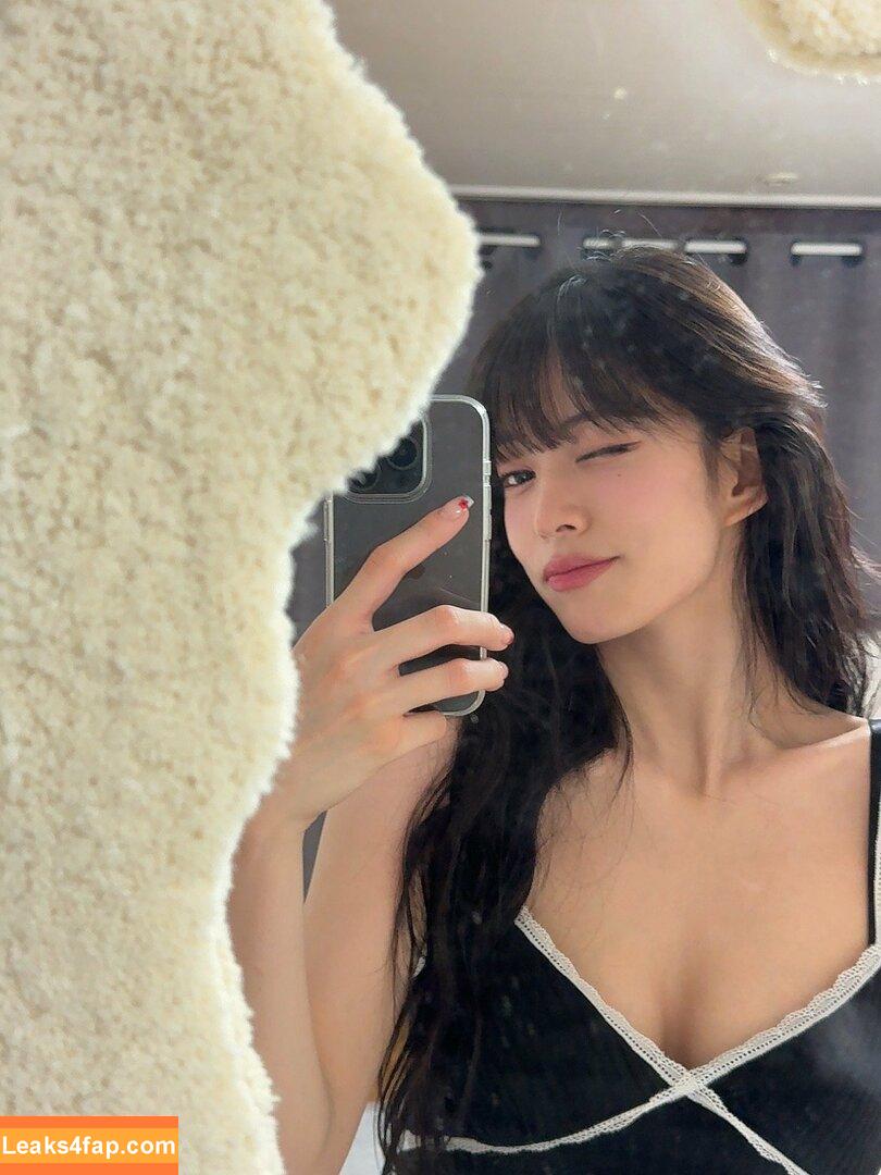 WomenK-pop /  leaked photo photo #2477