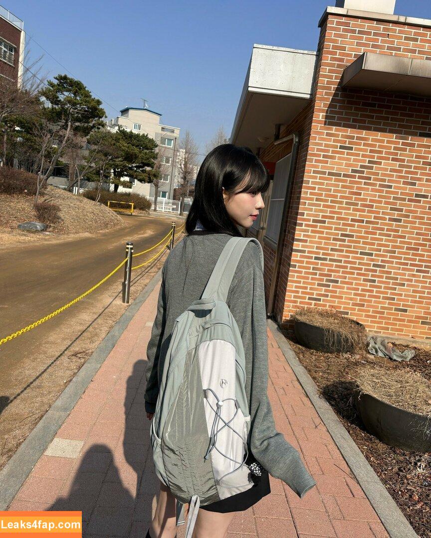 WomenK-pop /  leaked photo photo #2524