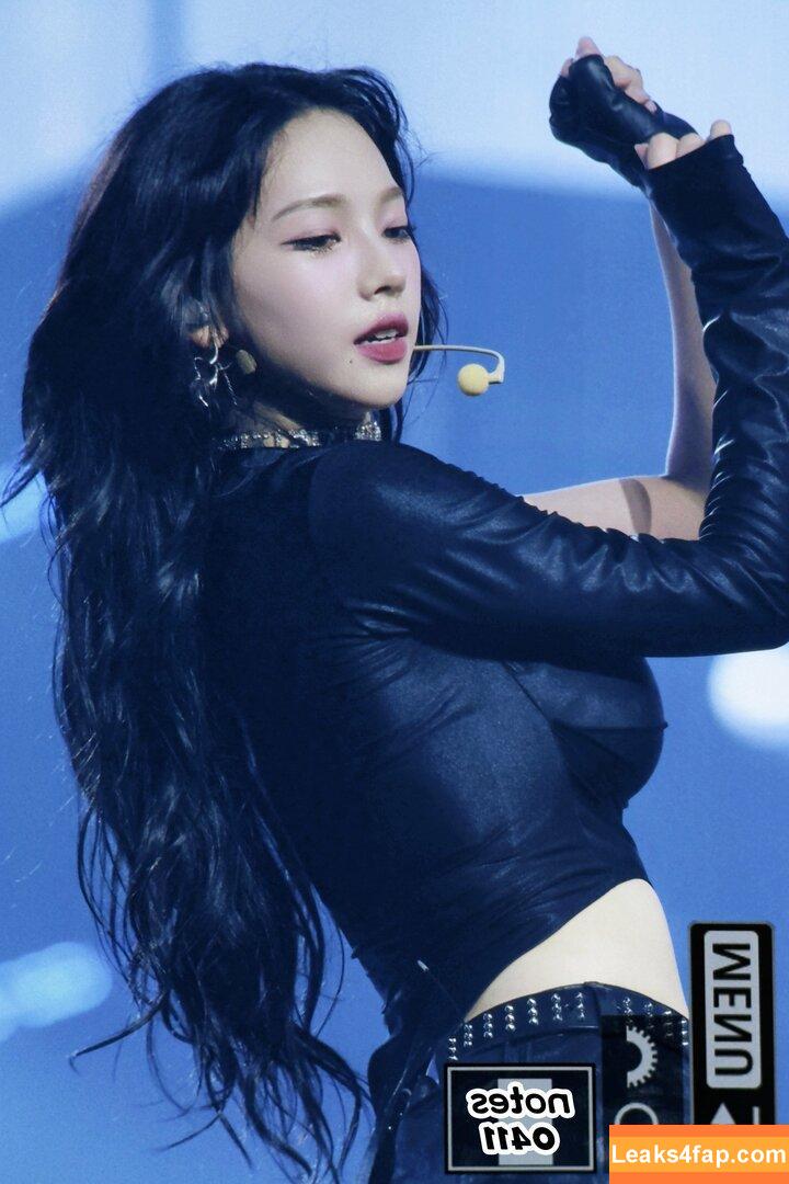 WomenK-pop /  leaked photo photo #2530