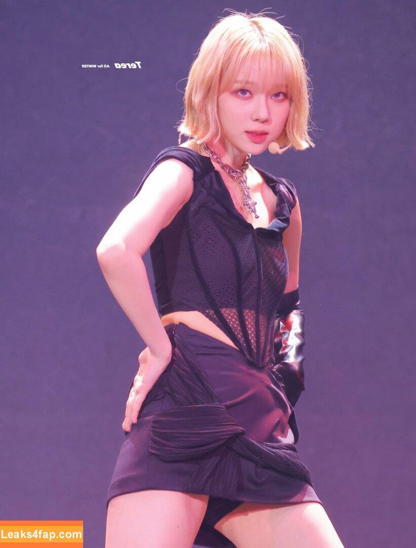 WomenK-pop /  leaked photo photo #2555