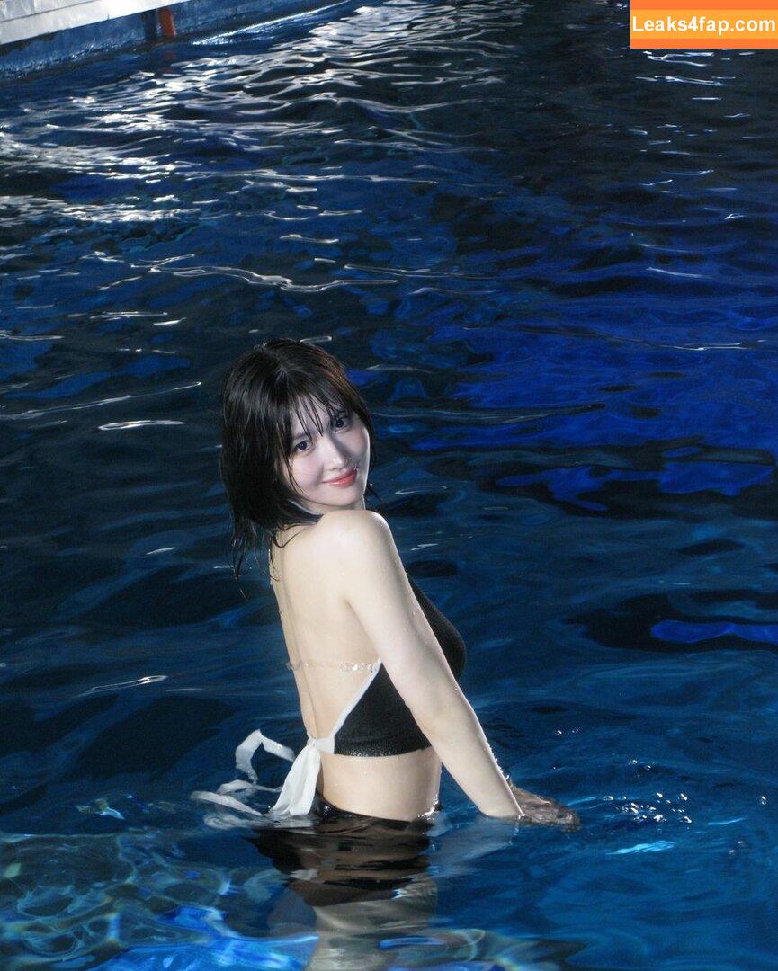 WomenK-pop /  leaked photo photo #2557