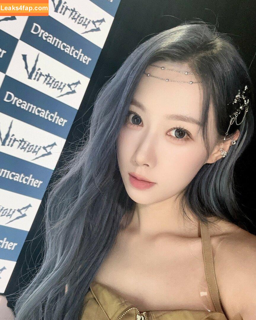 WomenK-pop /  leaked photo photo #2598