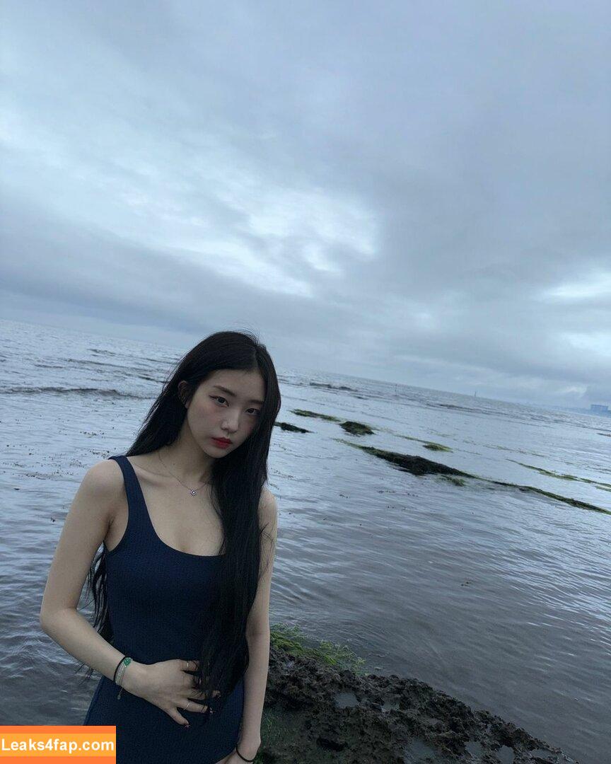 WomenK-pop /  leaked photo photo #2604