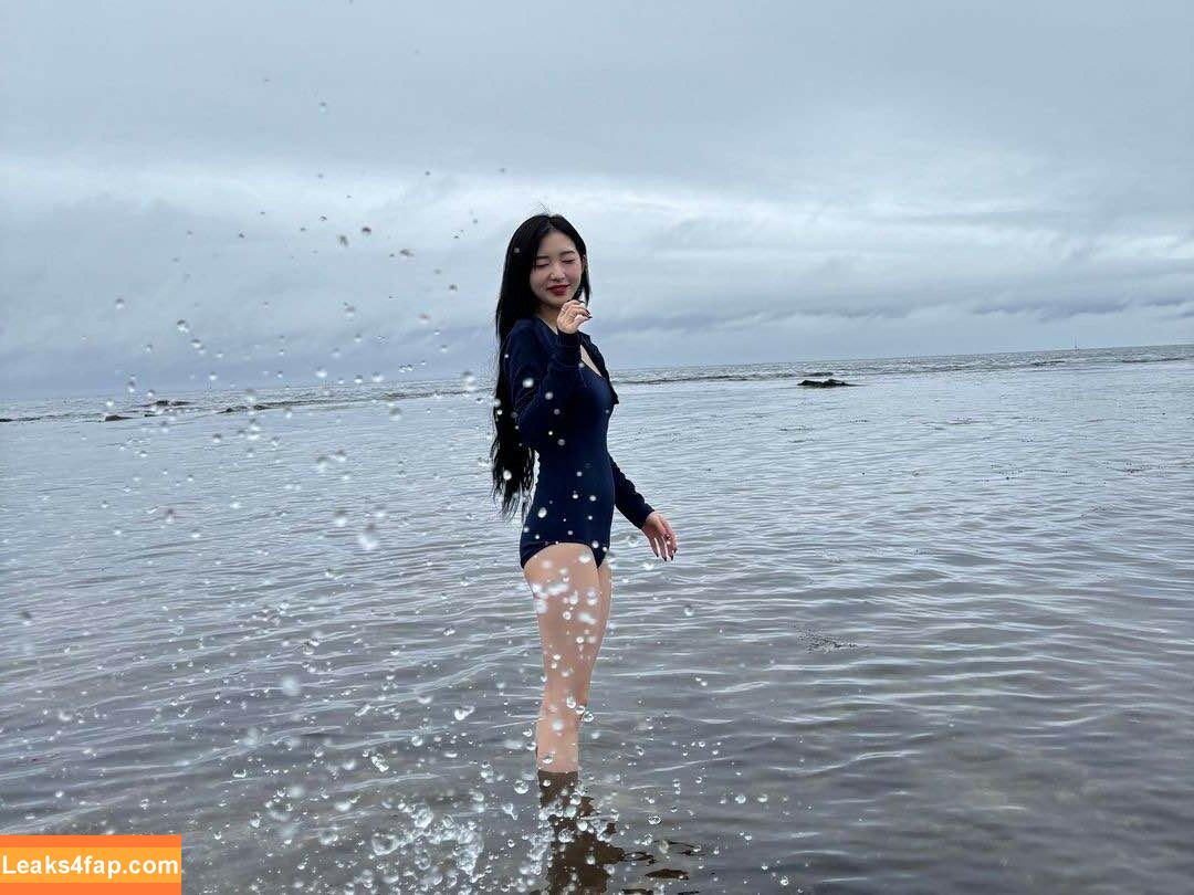 WomenK-pop /  leaked photo photo #2615