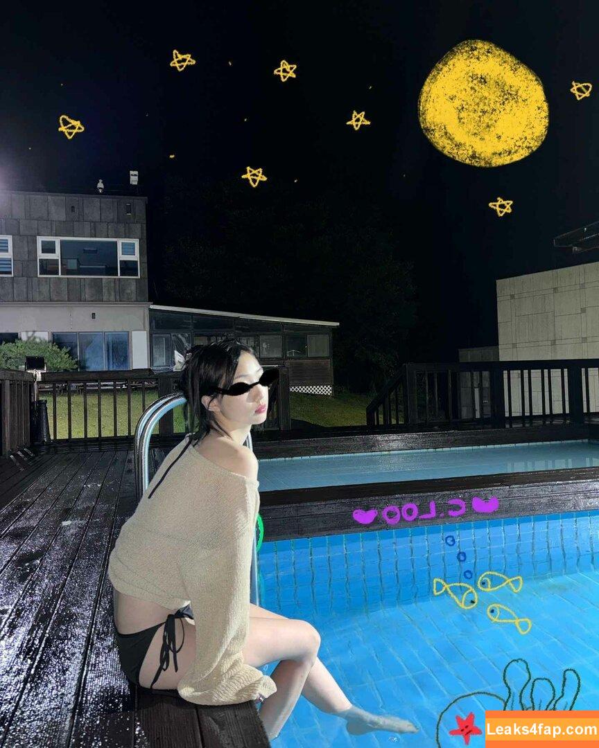 WomenK-pop /  leaked photo photo #2618