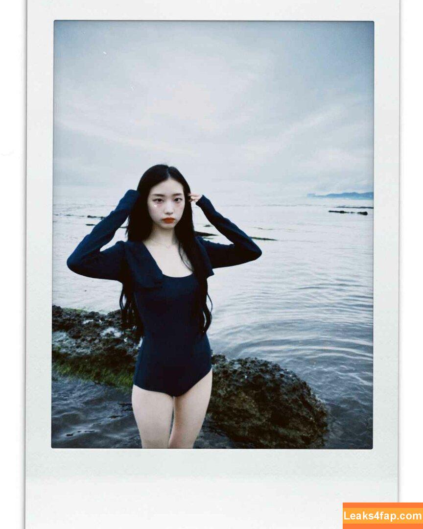 WomenK-pop /  leaked photo photo #2623