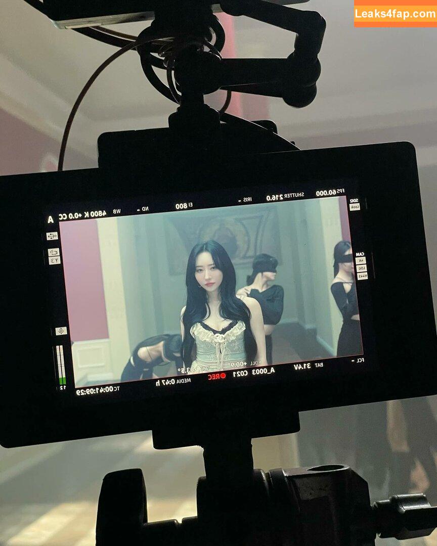 WomenK-pop /  leaked photo photo #2629