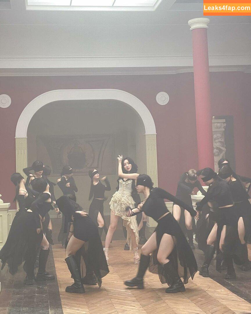 WomenK-pop /  leaked photo photo #2630
