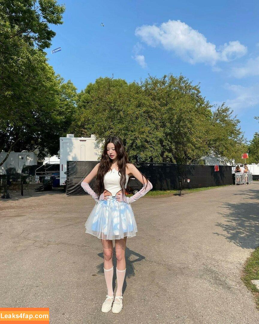 WomenK-pop /  leaked photo photo #2643