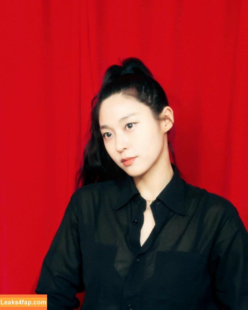 WomenK-pop /  leaked photo photo #2659