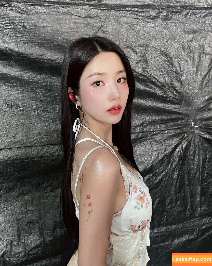 WomenK-pop /  leaked photo photo #2730