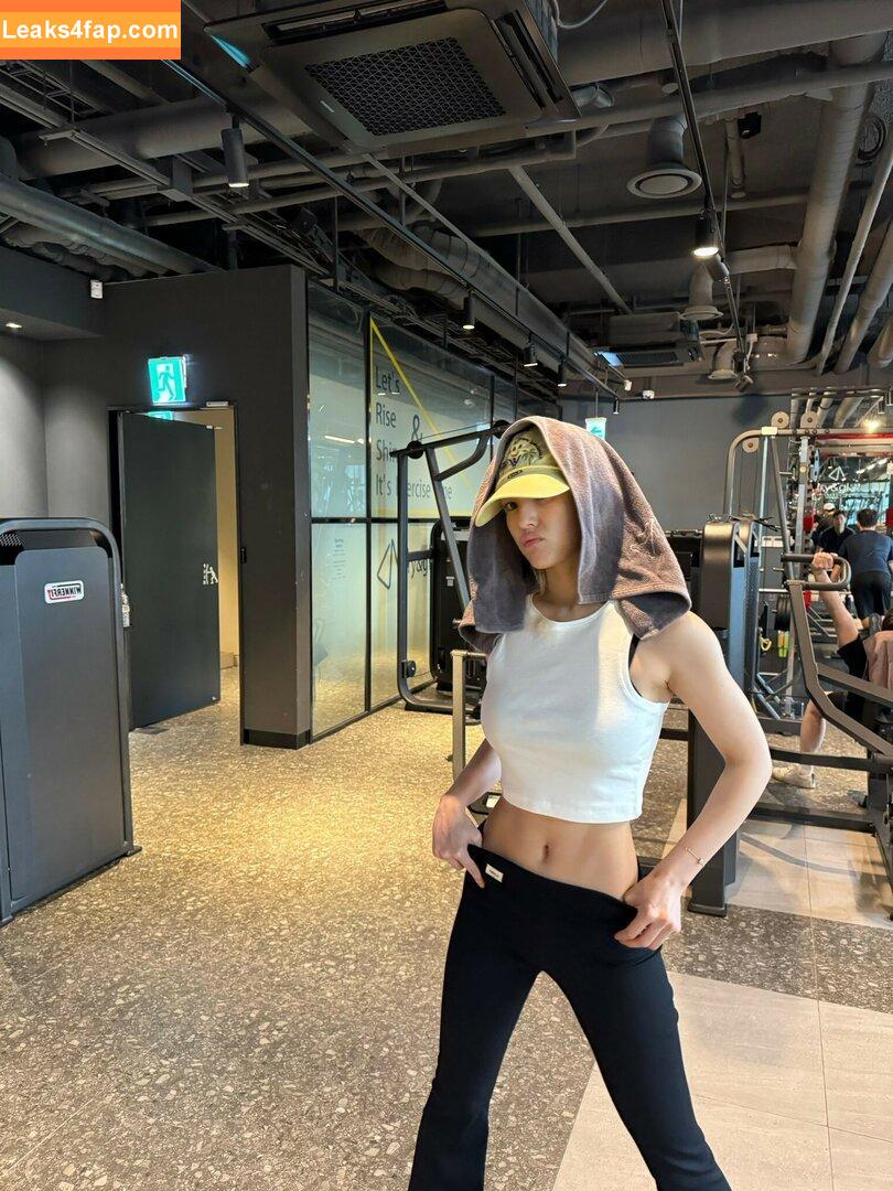 WomenK-pop /  leaked photo photo #2732