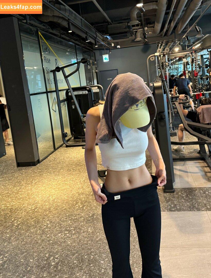 WomenK-pop /  leaked photo photo #2733