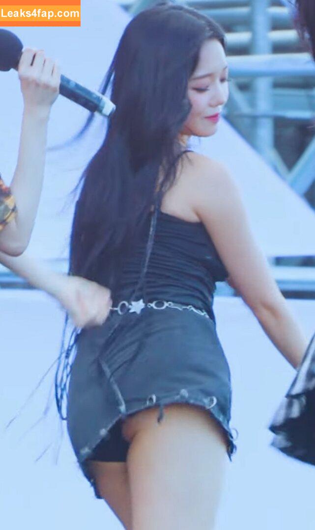 WomenK-pop /  leaked photo photo #2771