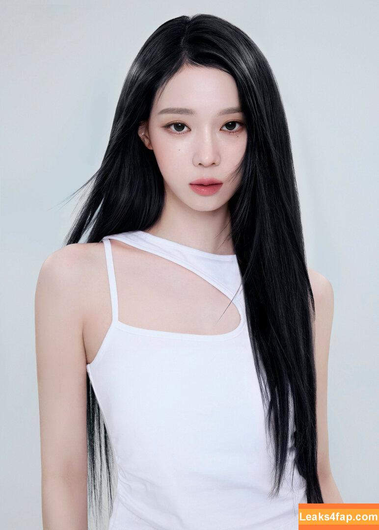 WomenK-pop /  leaked photo photo #2783