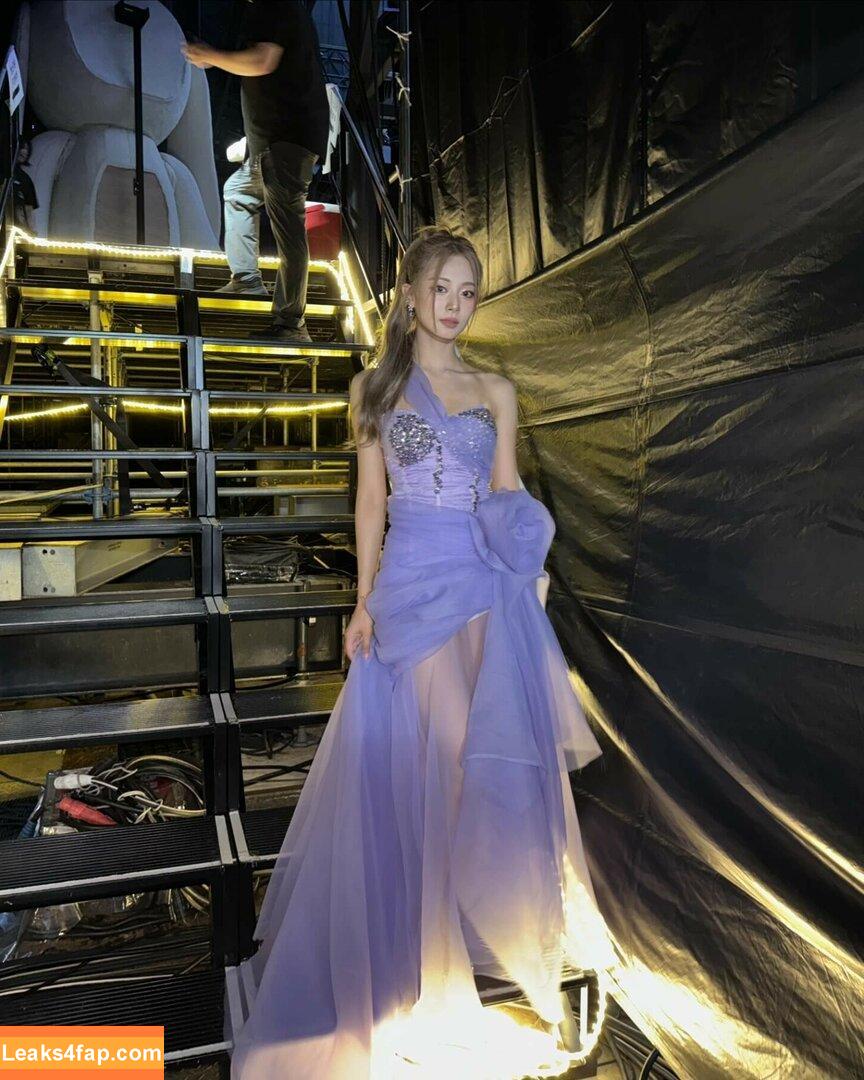 WomenK-pop /  leaked photo photo #2810