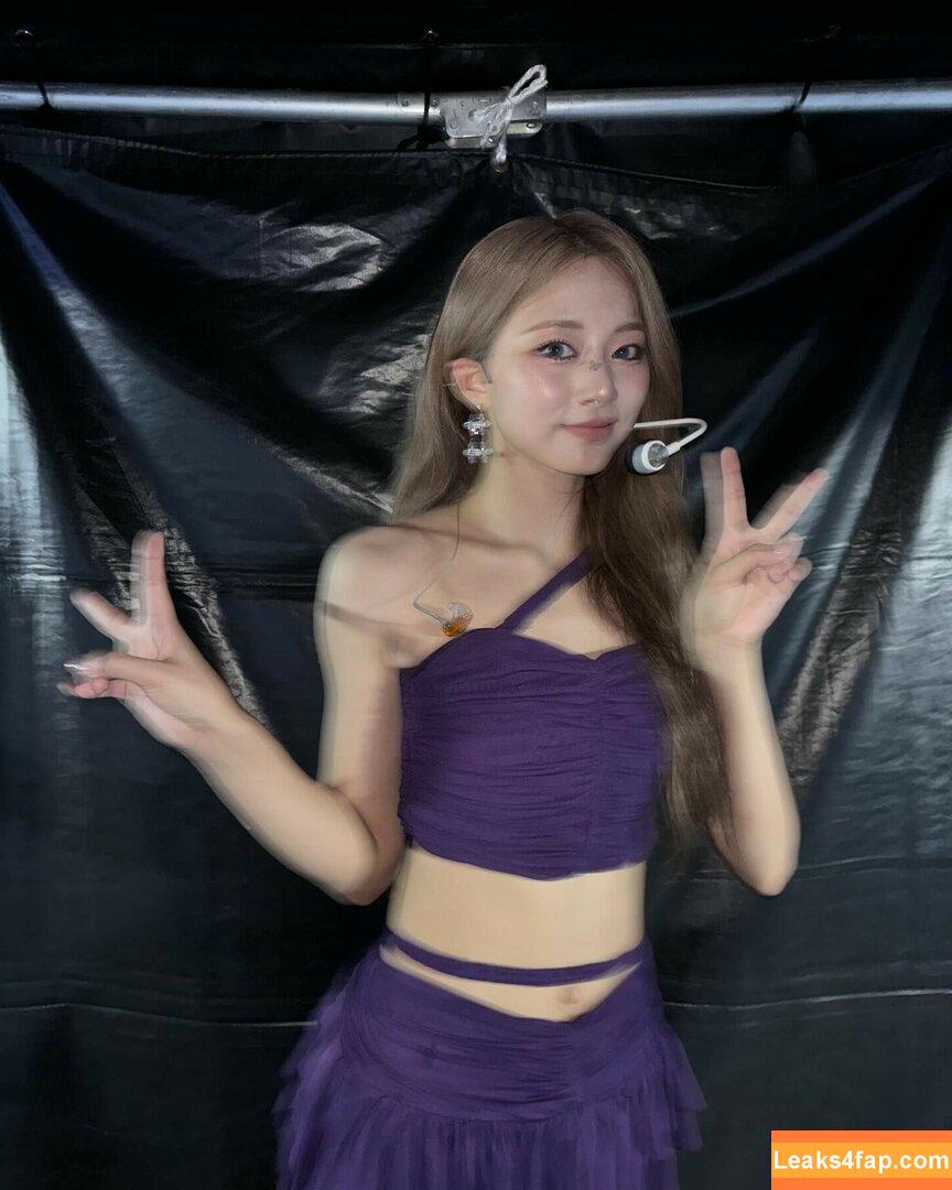 WomenK-pop /  leaked photo photo #2812