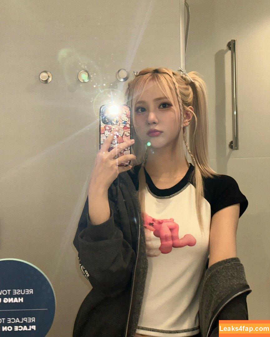 WomenK-pop /  leaked photo photo #2818