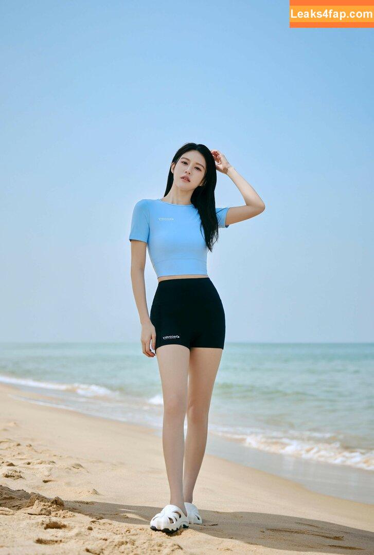 WomenK-pop /  leaked photo photo #2836