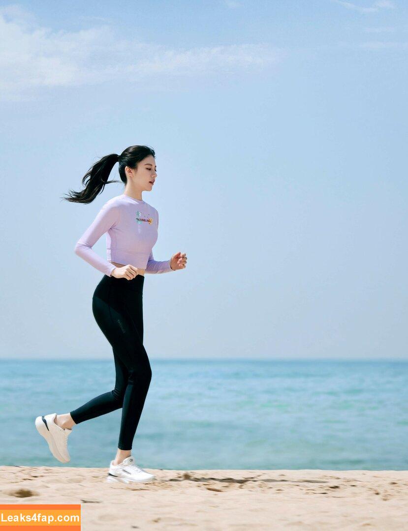 WomenK-pop /  leaked photo photo #2842