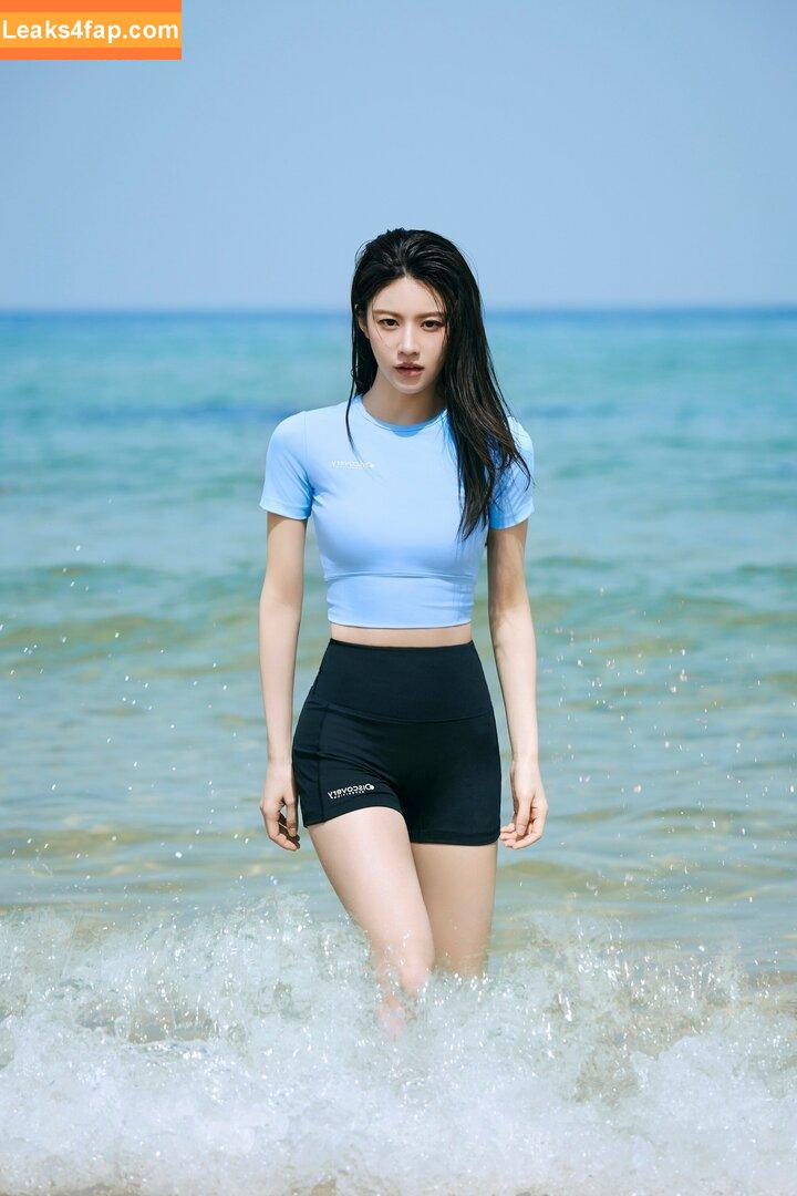 WomenK-pop /  leaked photo photo #2843