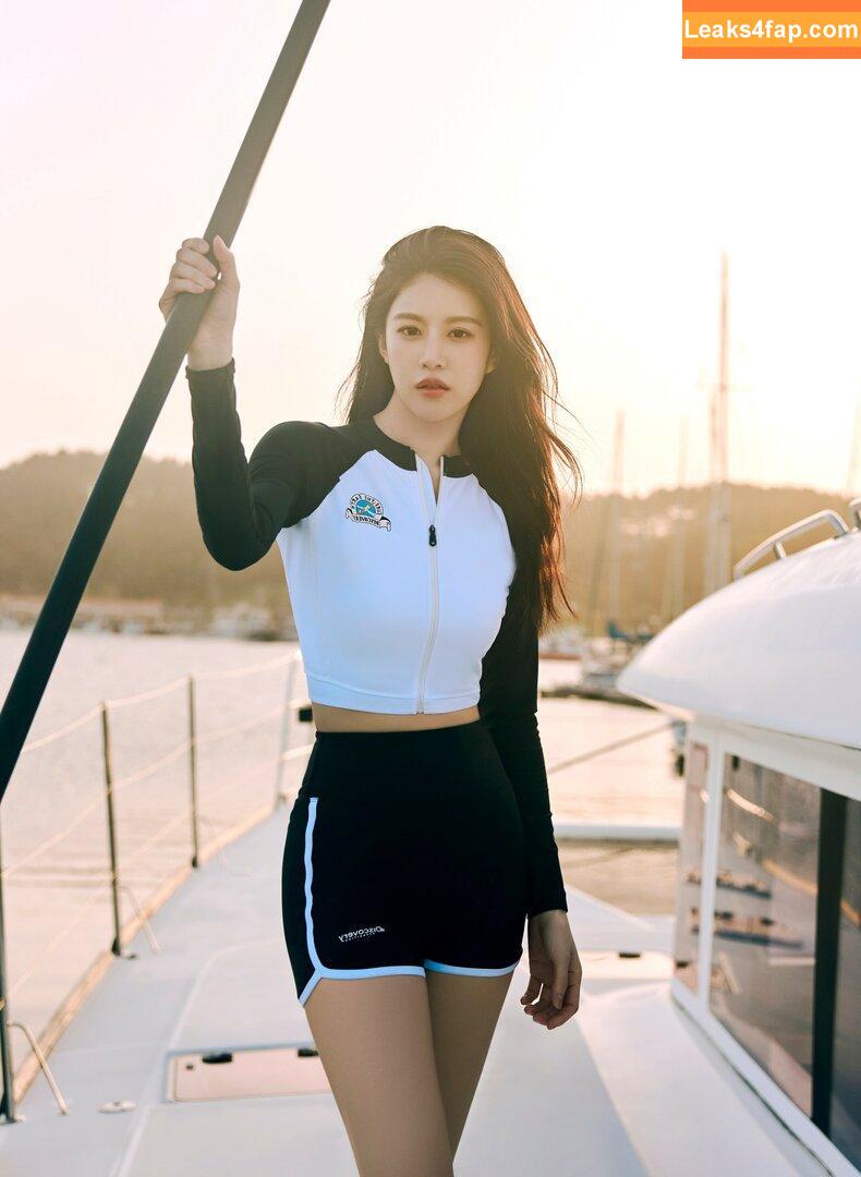 WomenK-pop /  leaked photo photo #2847