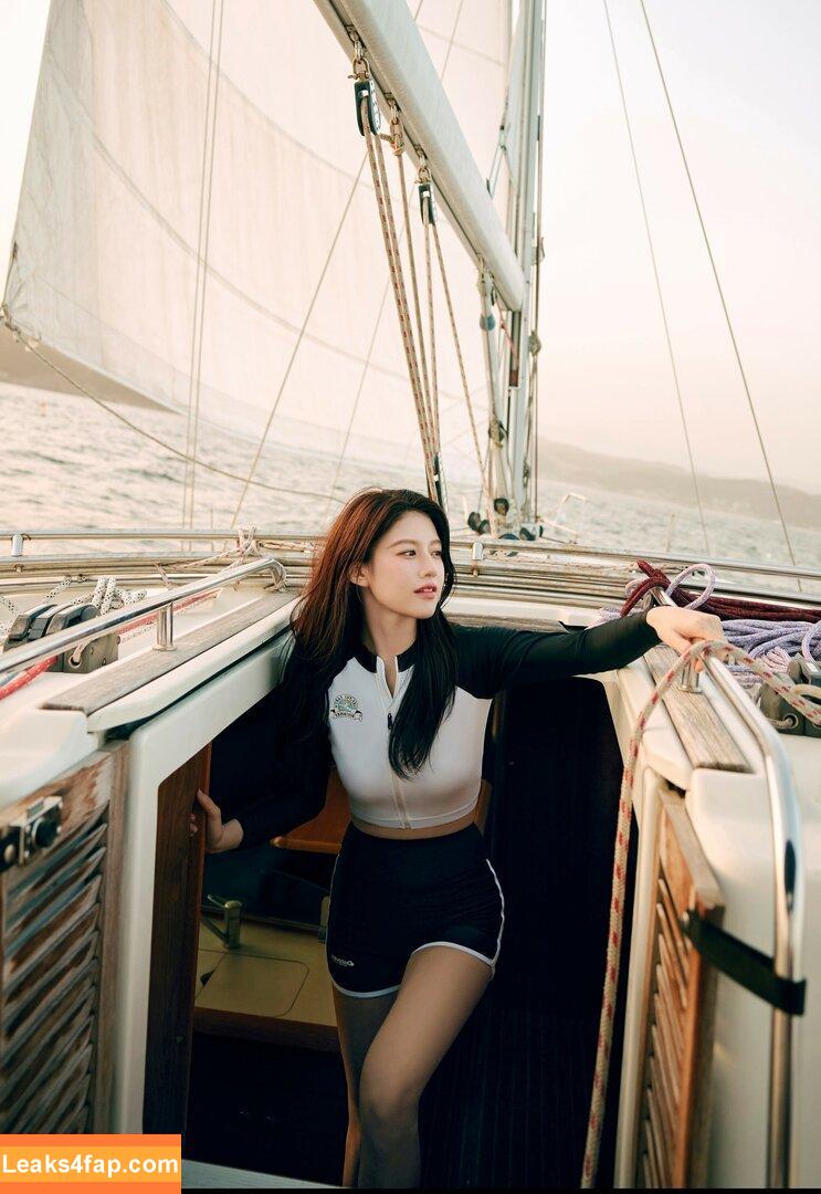 WomenK-pop /  leaked photo photo #2852