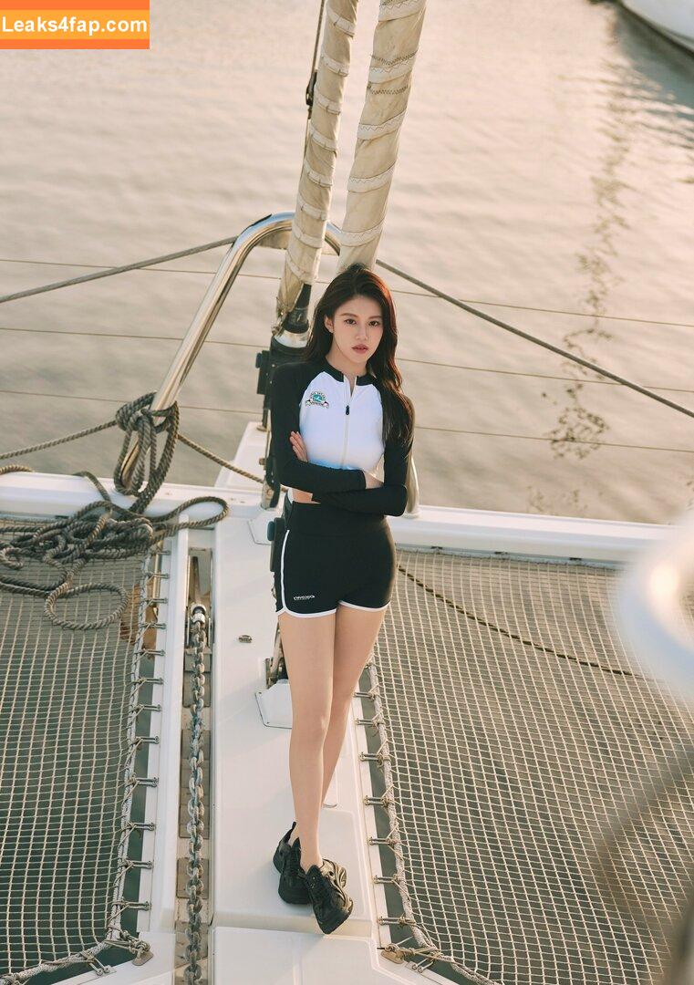 WomenK-pop /  leaked photo photo #2853