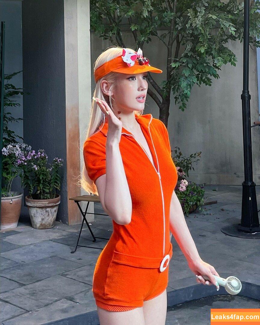 WomenK-pop /  leaked photo photo #2885