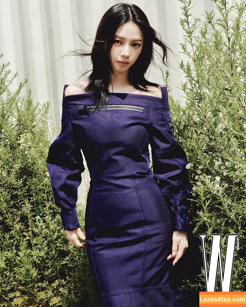 WomenK-pop /  leaked photo photo #2898