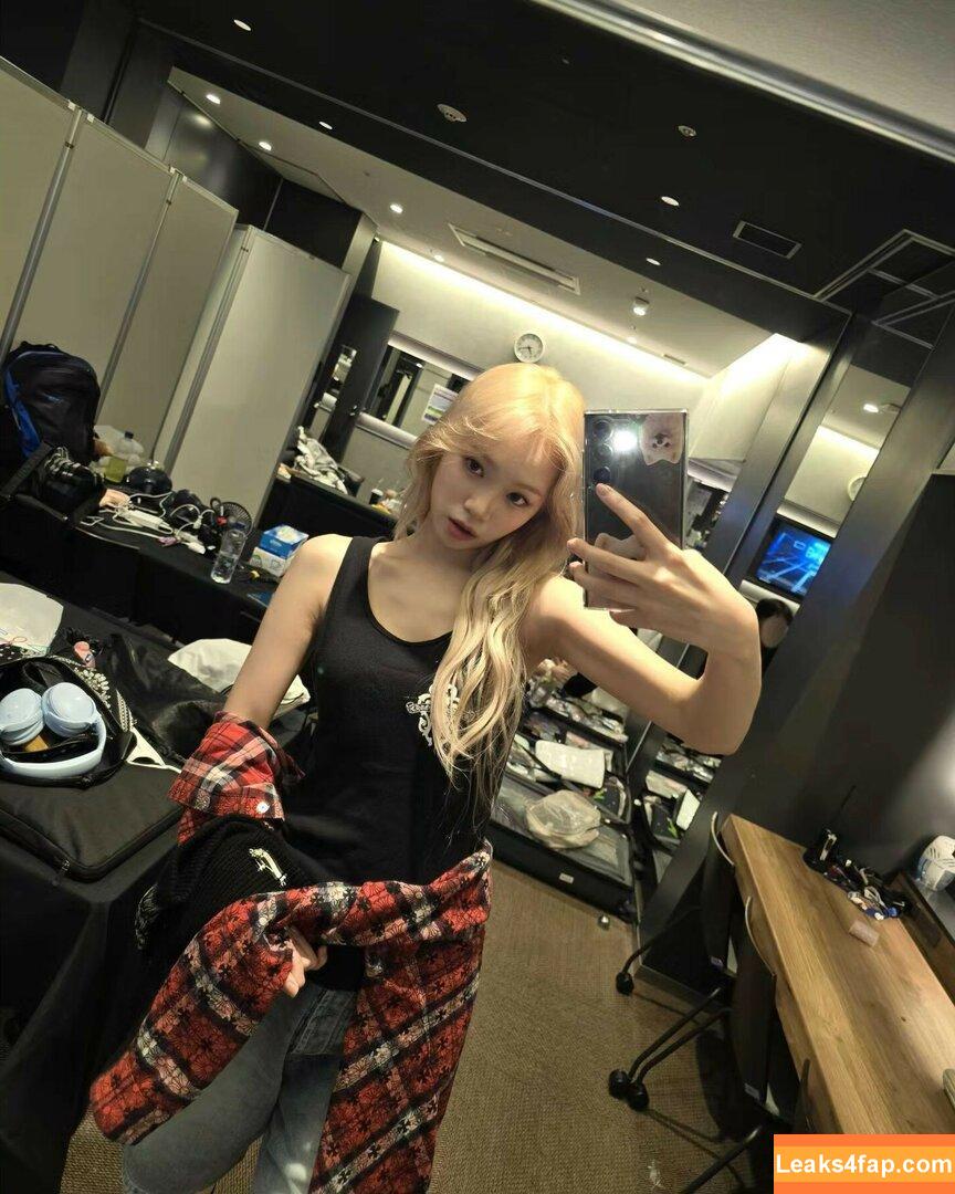 WomenK-pop /  leaked photo photo #2921